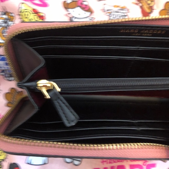 Marc Jacobs wallet - Picture 7 of 8